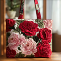 Borsa imbottita realizzata a mano con rose rosse