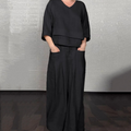 Liza | set da due pezzi in cotone-lino – top con scollo a V e pantaloni a gamba larga • S1